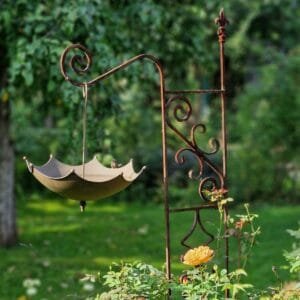 Paukštelių girdykla-PAUKŠČIŲ ROJUS