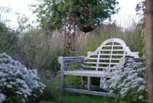 Paukštelių girdykla-PAUKŠČIŲ ROJUS 4 Paukštelių girdykla-PAUKŠČIŲ ROJUS