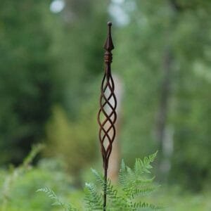 Sodo dekoracija-OBELISKAS